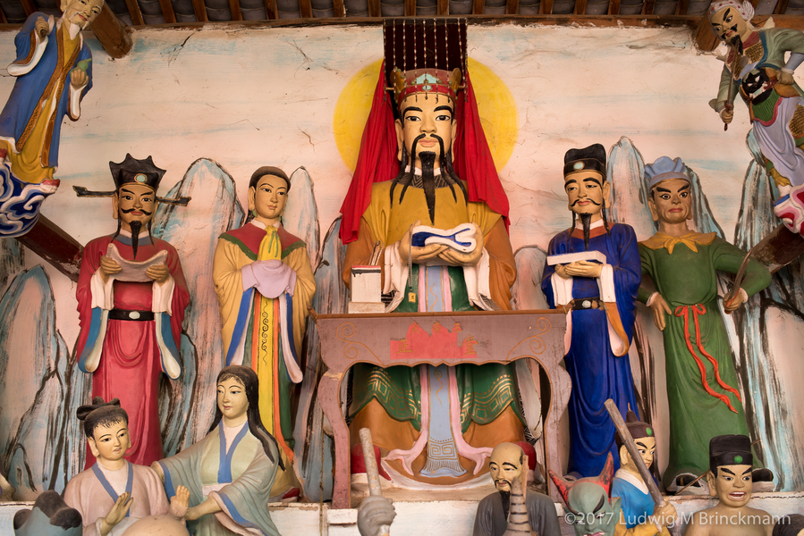 Picture: Zhoucheng's most active temple.