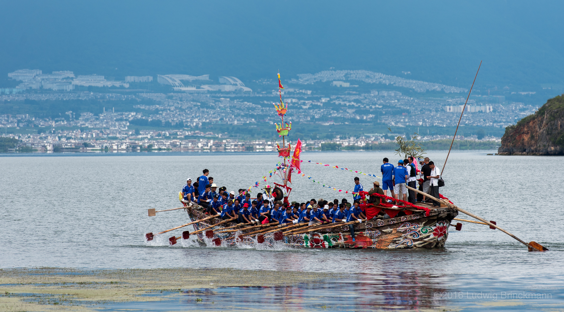 Picture: Dali's dragon boat races were held on the day of the Torch Festival.
