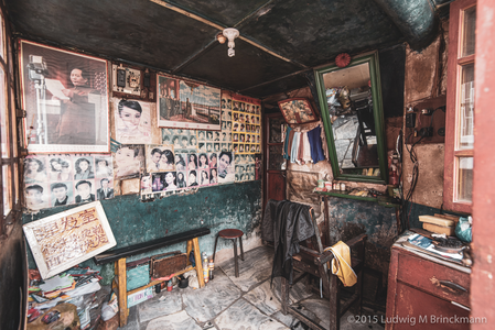 Picture: Xizhou Barber Shop
