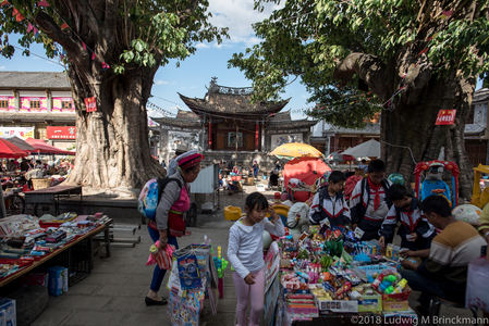 Picture: Zhoucheng Stage 周城戏台