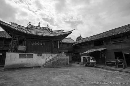 Picture: Jinji Old Stage 金鸡乡古戏台