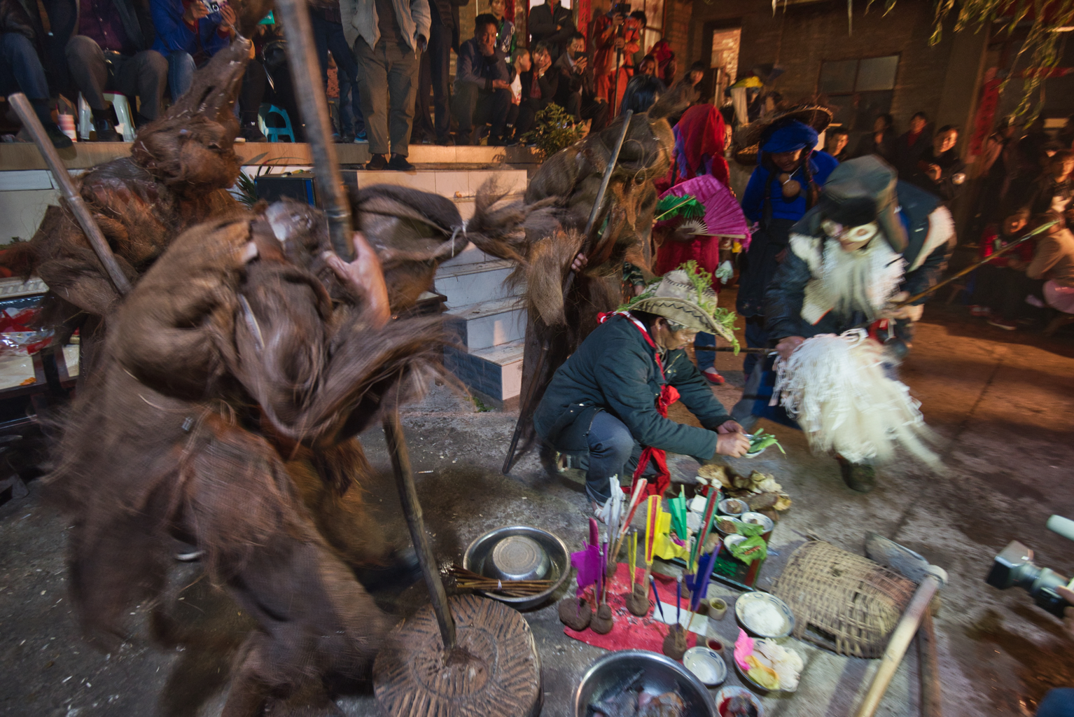 Picture: An ancient Bai wedding ritual only found in Yunlong county.