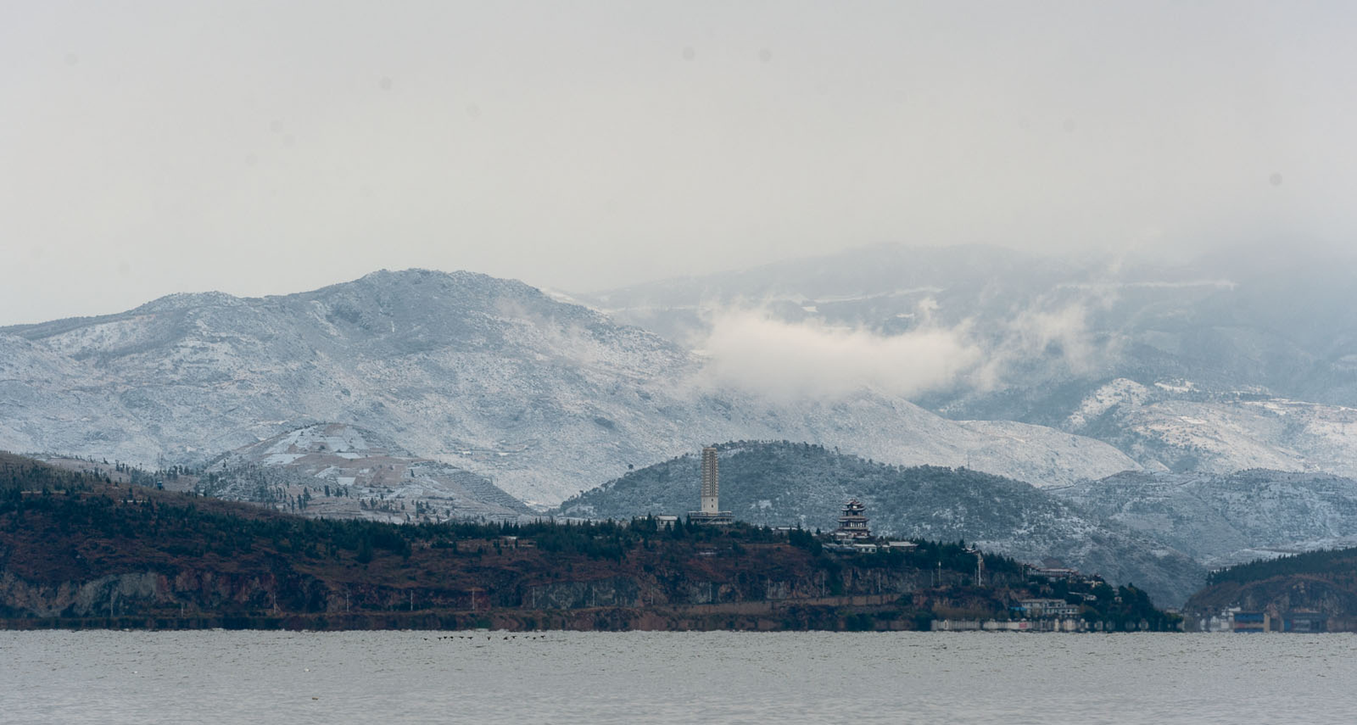 Picture: View from Caicun across Erhai on a rare day of snow.