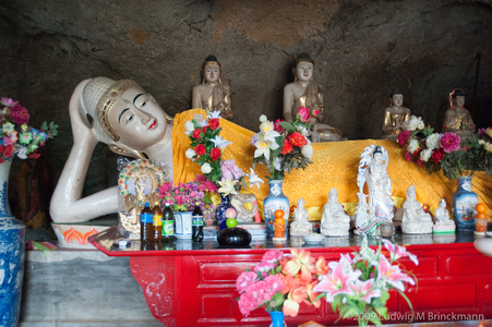 Picture: Reclining Buddha Temple 卧佛寺