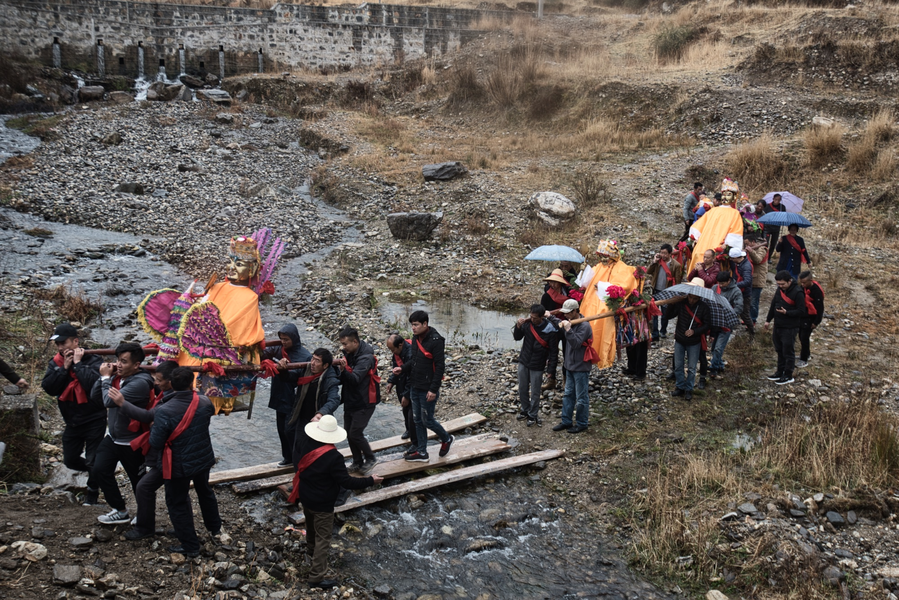 Picture: An isolated Bai town with rich culture.