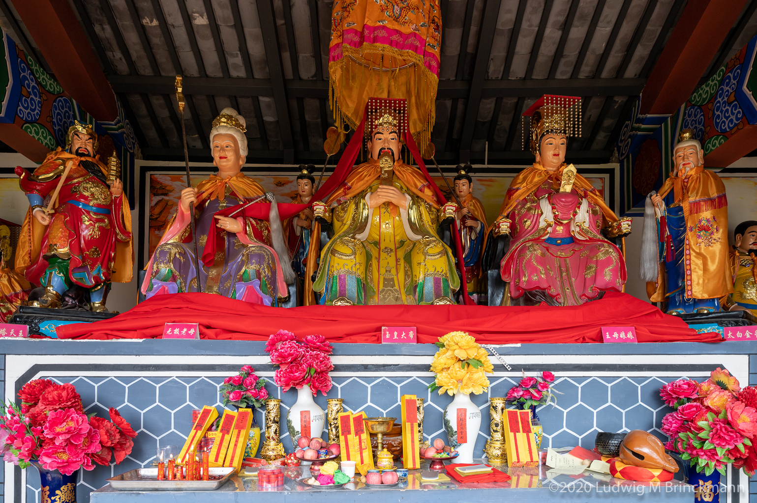 Picture: The family of the Jade Emperor 玉皇 at 唐僧寺.