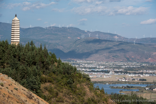 Picture: <p>One of the three pagodas near Jiuzhou.</p>
