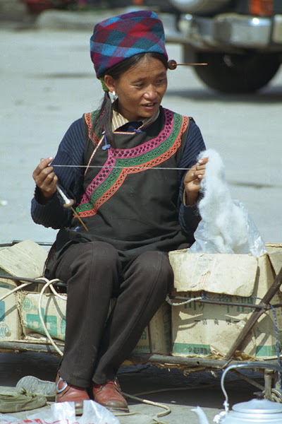 teaser image for People of Daliangshan slides