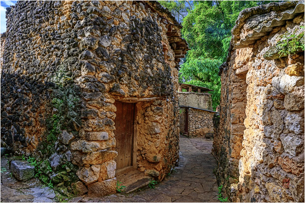 石屏化石村 Shiping Fossil Village