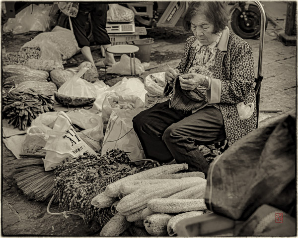 石屏观音寺巷 Shiping Guanyinsi Alley Market
