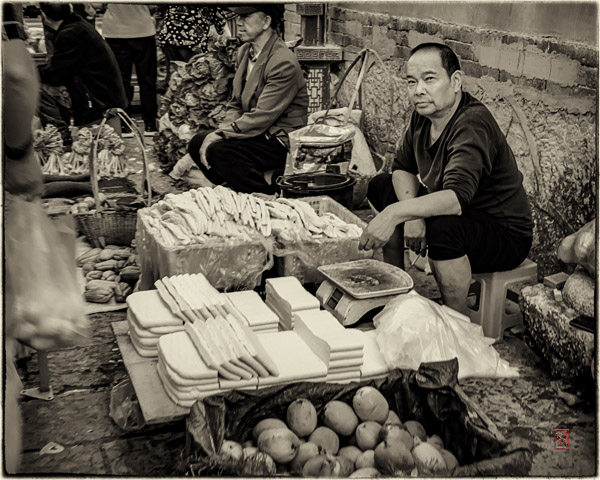 石屏观音寺巷 Shiping Guanyinsi Alley Market